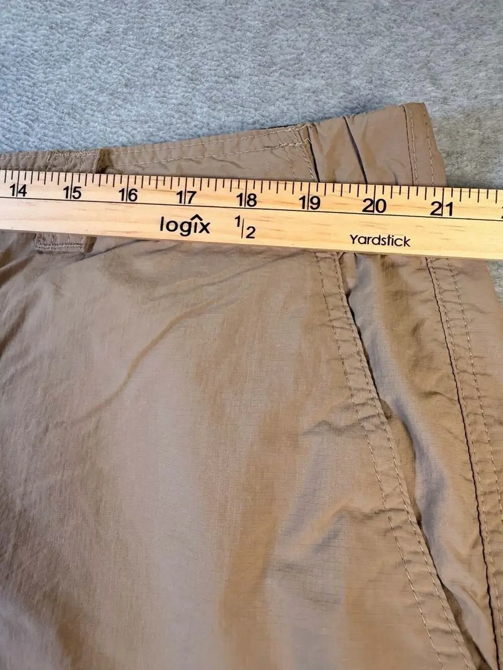 Columbia Cargo Shorts Size 40 Khaki Nylon Outdoor Hiking